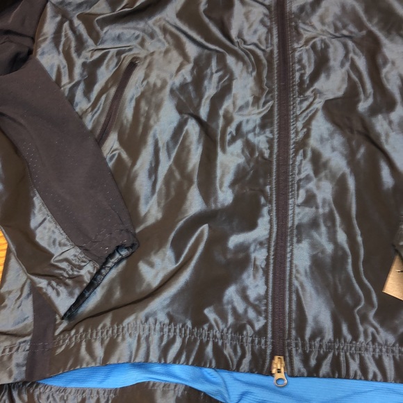 NWT Nike reflective jacket - Picture 2 of 9